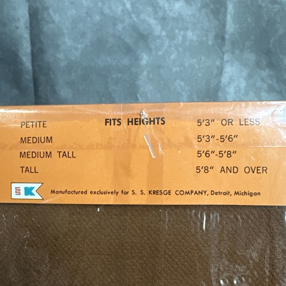 Vintage Kmart Seamless Pantyhose Cinnamon Color Petite 92 100 Pounds Retro 70S - Picture 5 of 5